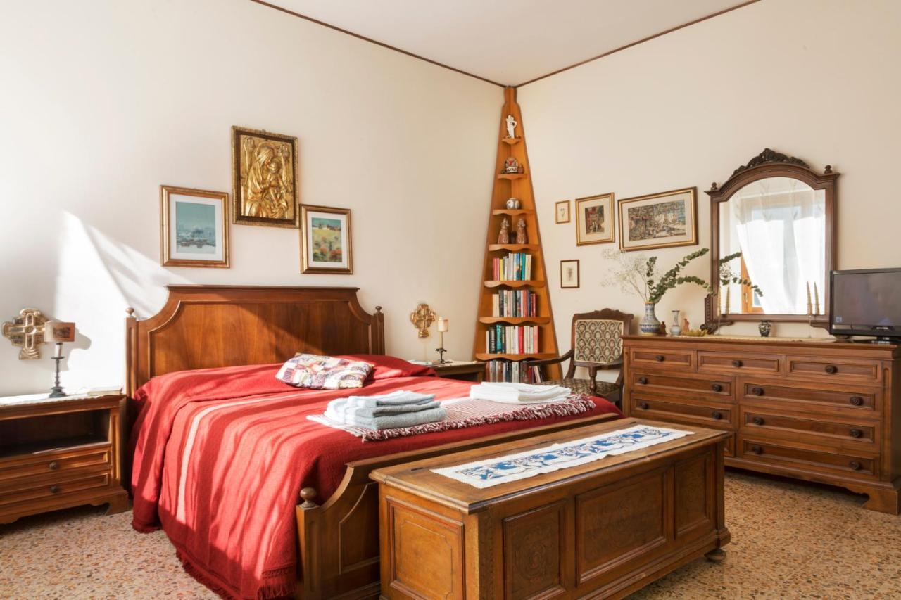 Appartement La Duchessa - The Duchess Casa Privata Con Parcheggio à Volterra Extérieur photo